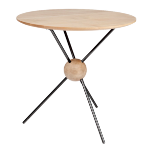 Cuero Design Jupiter sivupöytä. Furmukselta.