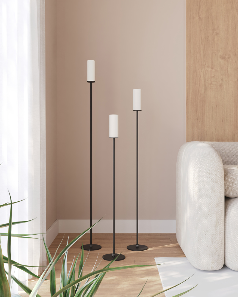 Cuero Design Steel Pillar Floor. Kynttilänjalka Furmukselta.